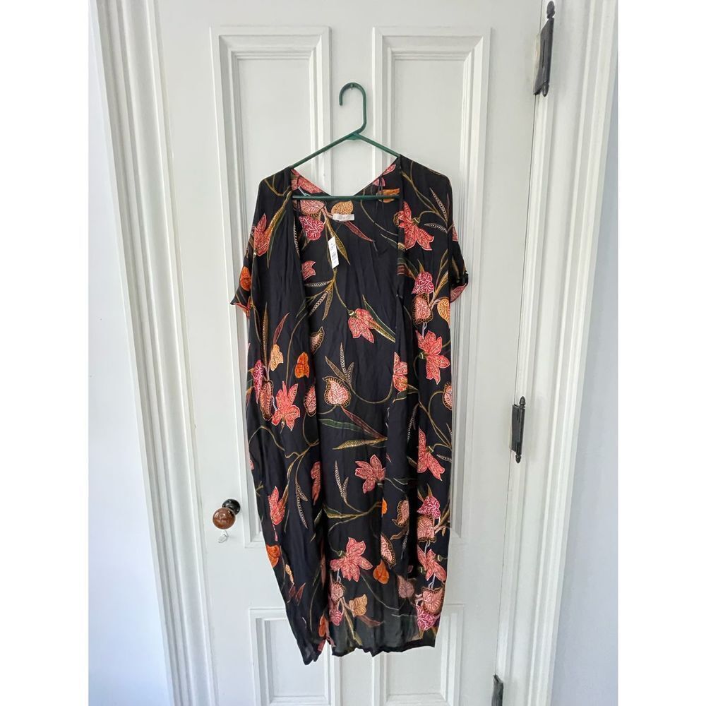 NWT Loft black red orange floral short sleeve kimono XS
